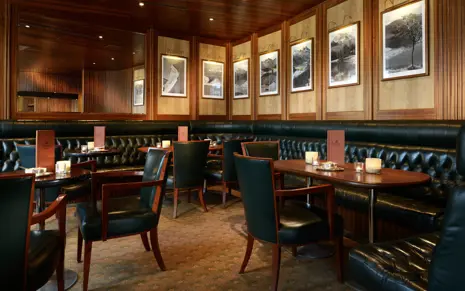 04 Crystal Piano Bar Crystal Hotel Stmoritz