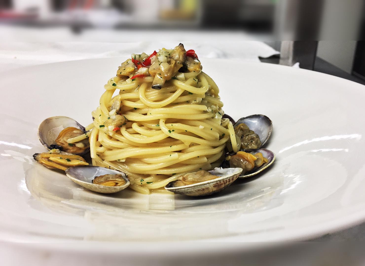 17 Restaurant Grissini Crystal Hotel Spag Vongole