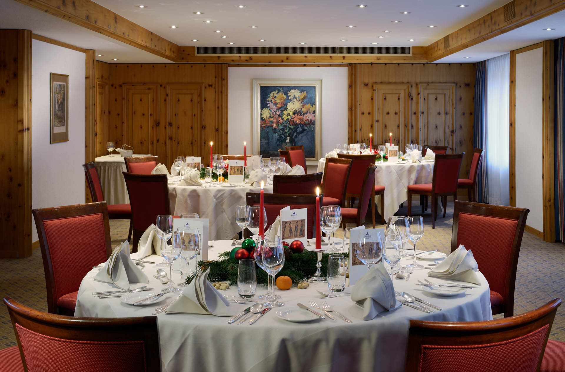 01 Dining Crystal Hotel Stmoritz