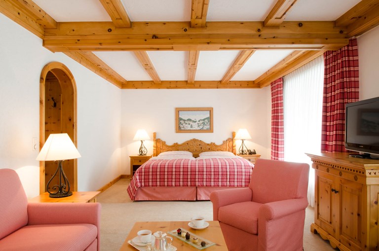 02 Junior Suite Crystal Hotel Stmoritz