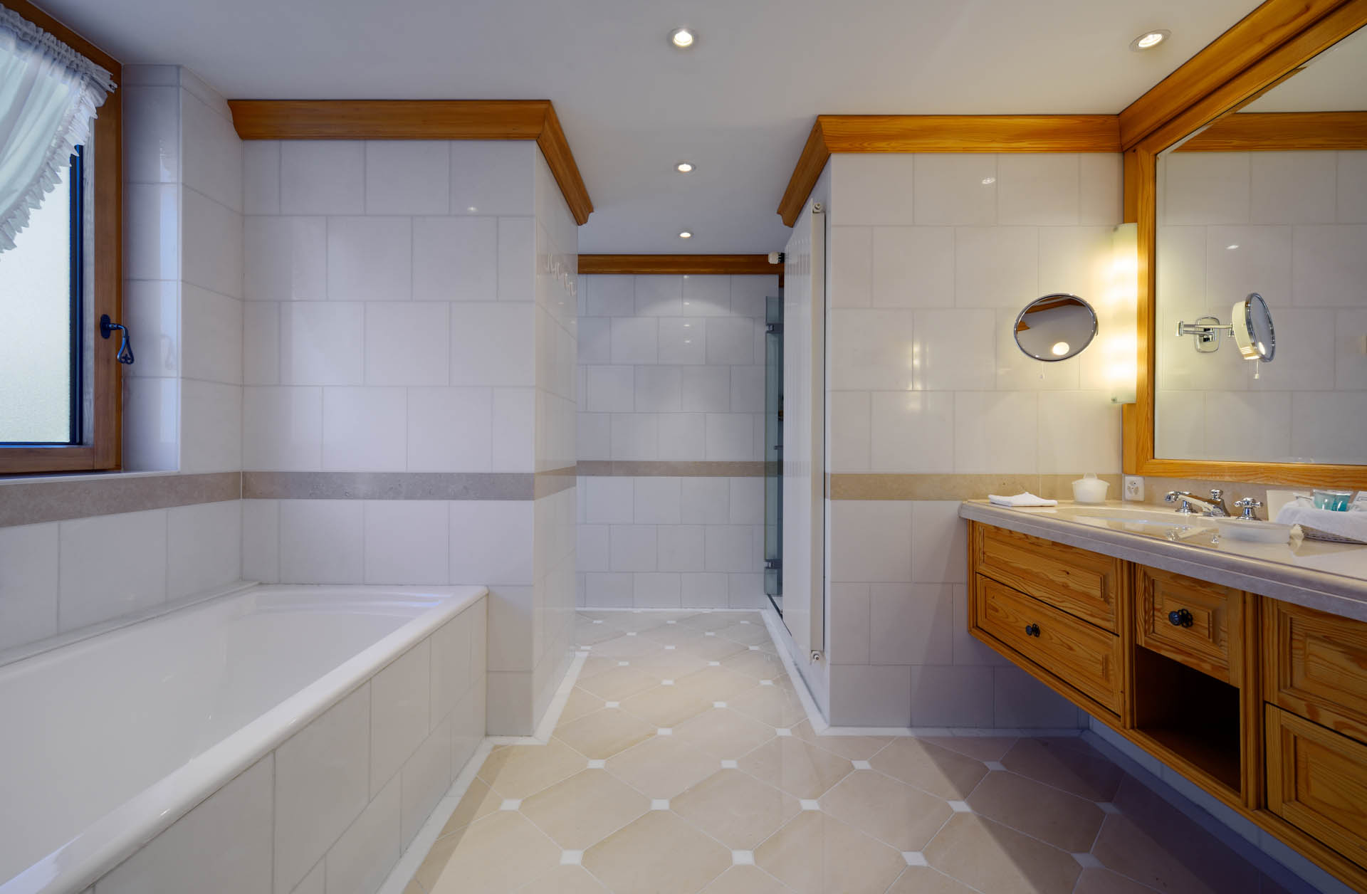 01 Bernina Suite Crystal Hotel Stmoritz